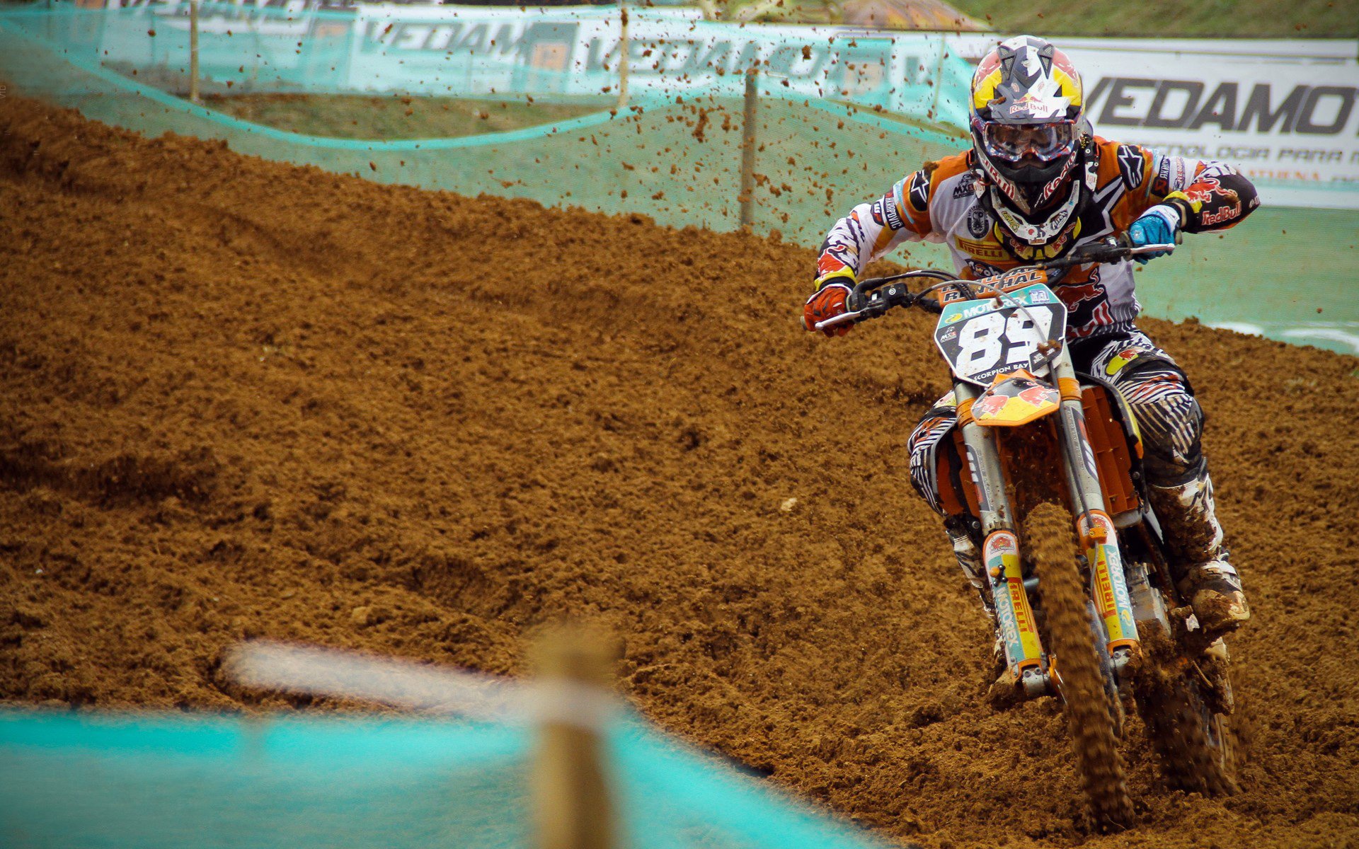 塞维利亚稳定发挥，积极冲击欧洲赛事